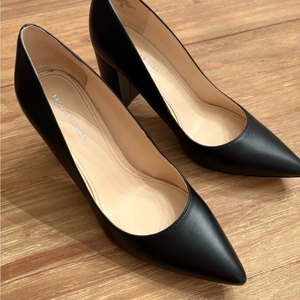 Marc Fisher Black Viviene Heels